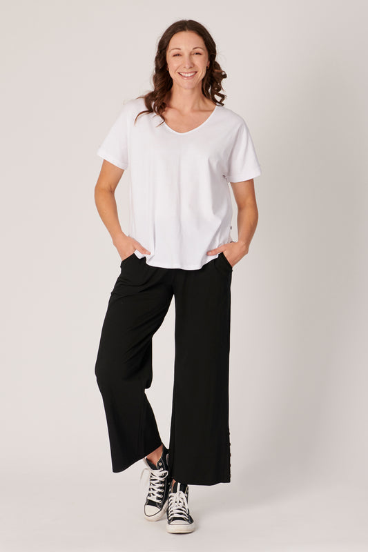 V-Neck Curve Hem Tee - White