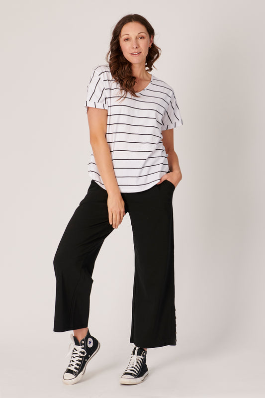 V-Neck Curve Hem Tee - Stripe