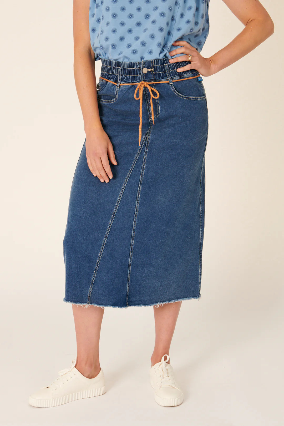 Elastic Waist Midi Skirt