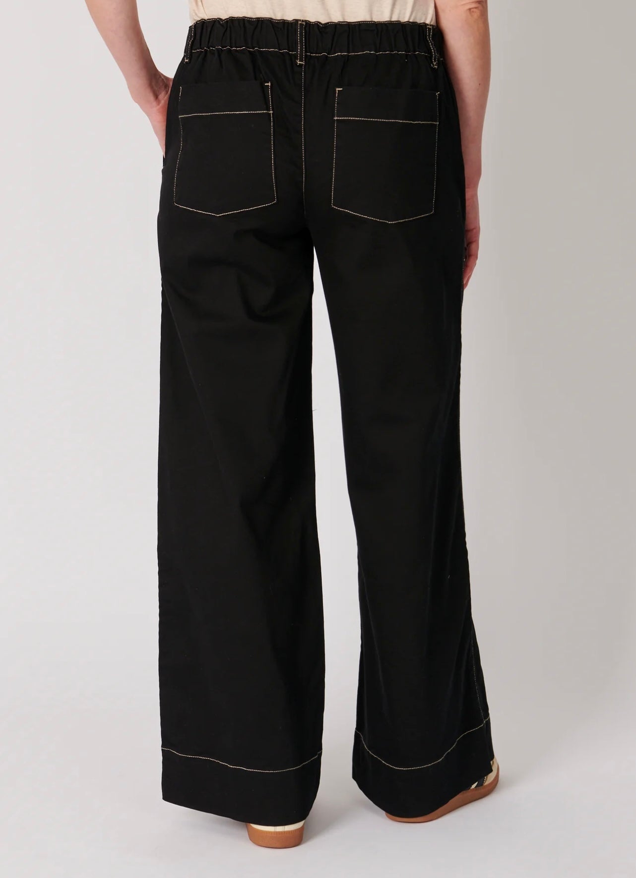 Contrast Stitch Jean - Black