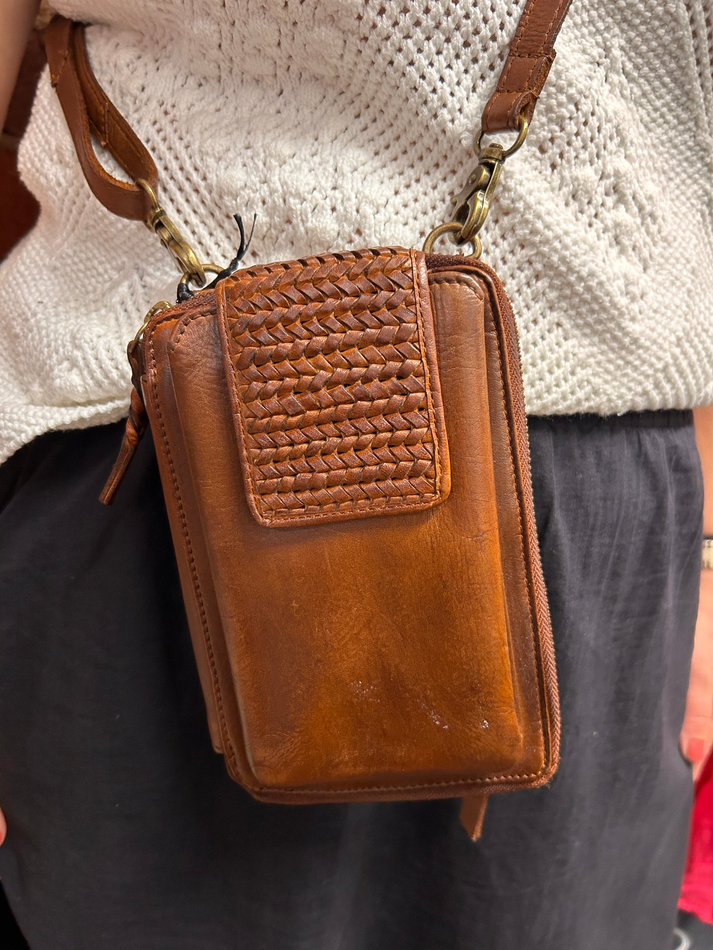 Vintage Leather Phone/Cross Body Wallet - Tan