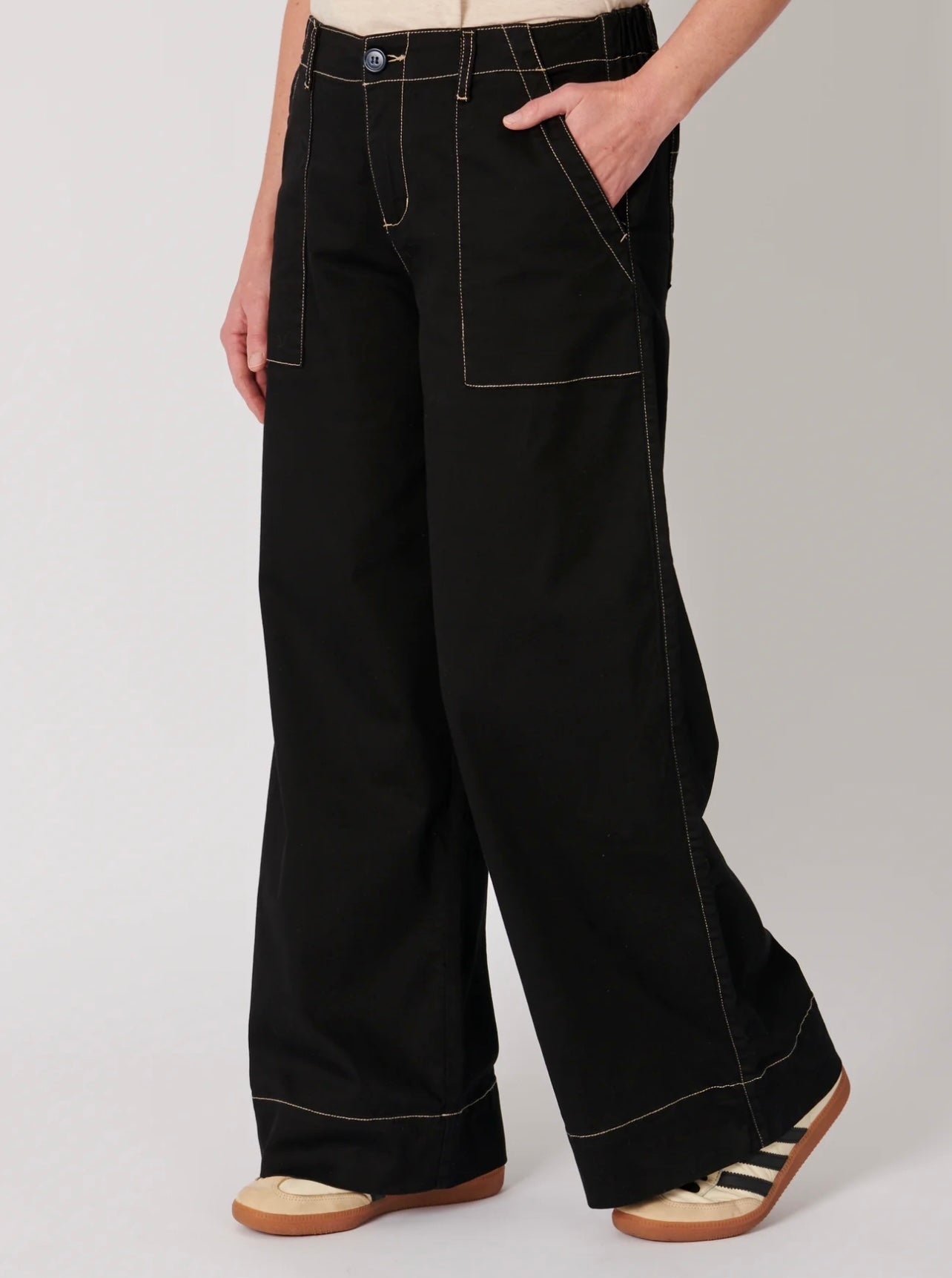 Contrast Stitch Jean - Black