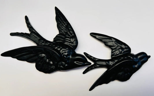 Swallow Brooch / Small - Black